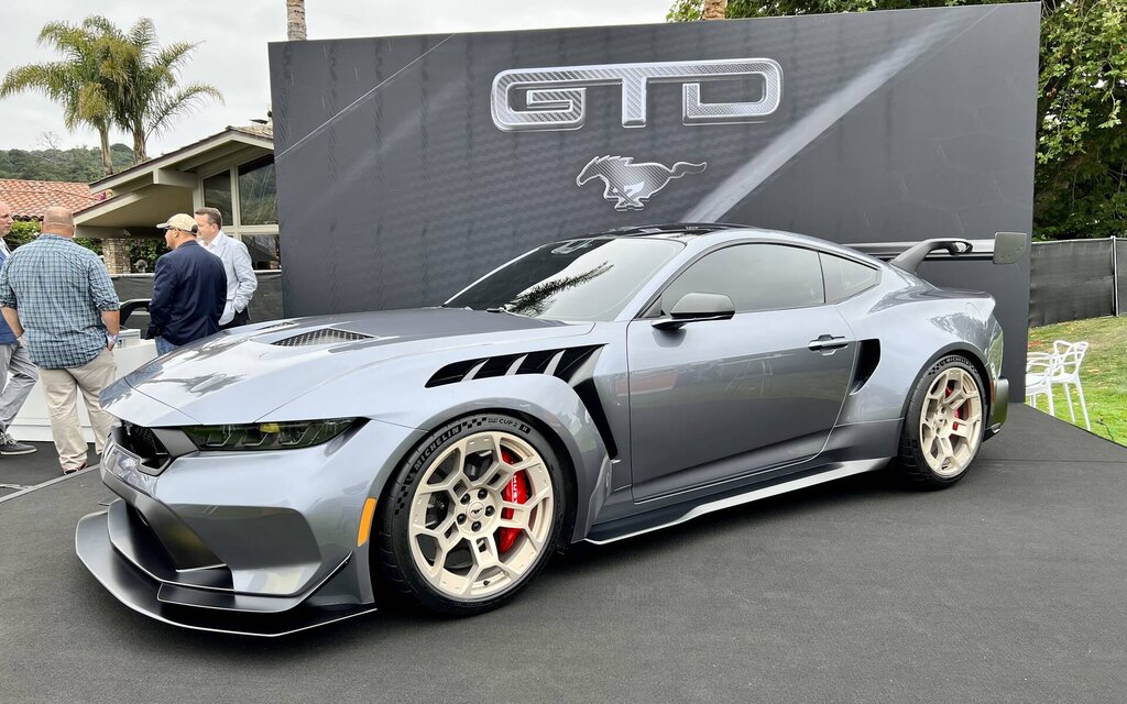 Ford Mustang GTD 2025 : une bête de circuit de plus de 800 chevaux